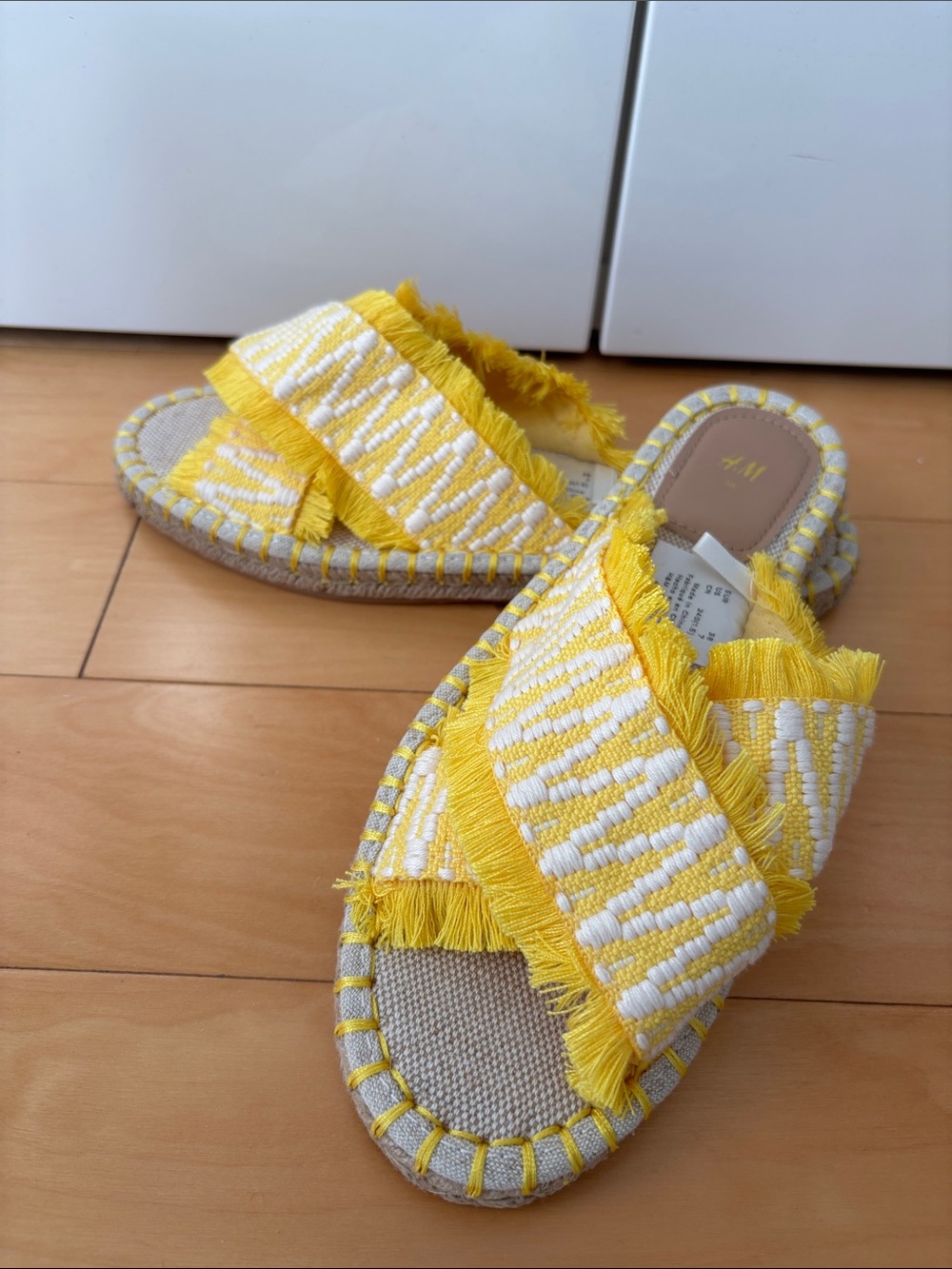 H&M Yellow White Fringe Crossband Slide Sandals